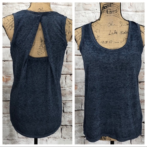 te verde Tops - Te Verde Cut Out Back Heathered Blue Athletic Top